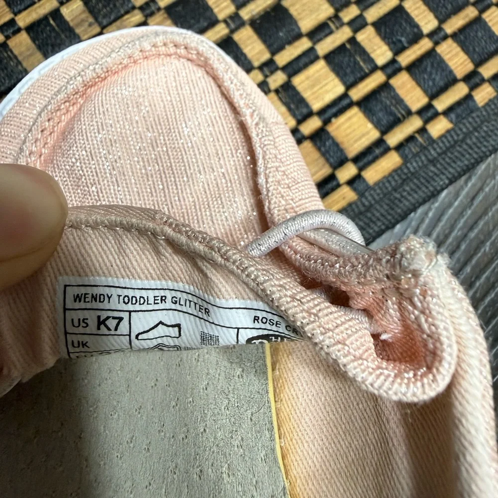 Hey Dude Blush Pink Loafers Toddler SZ 7 Box14